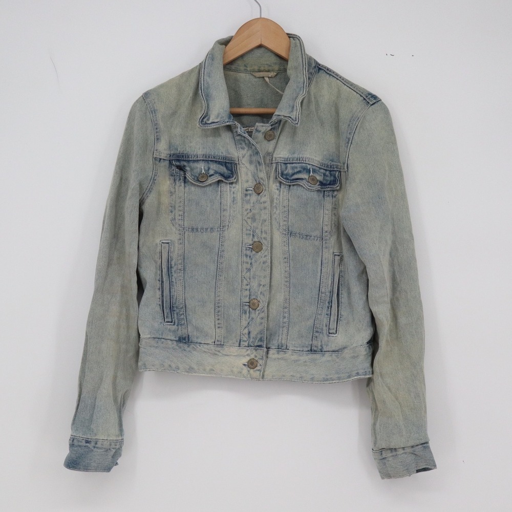 Free People Denim Jacket Womens M Trucker Light Blue Faded Button-Down